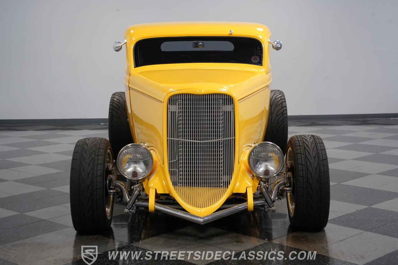 1934 Ford 3-Window Streetrod