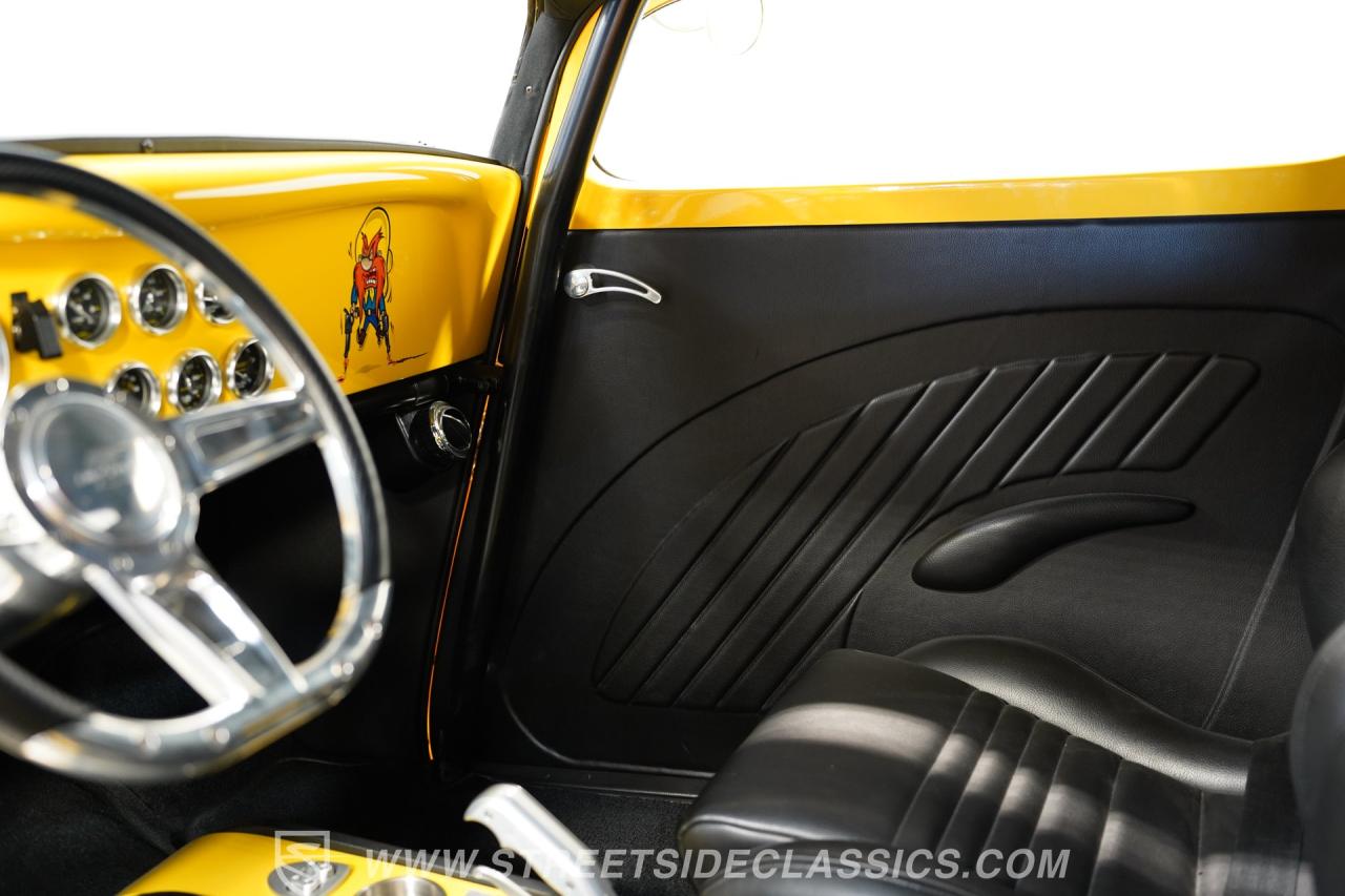 1934 Ford 3-Window Streetrod