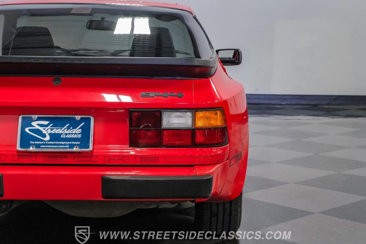 1986 Porsche 944
