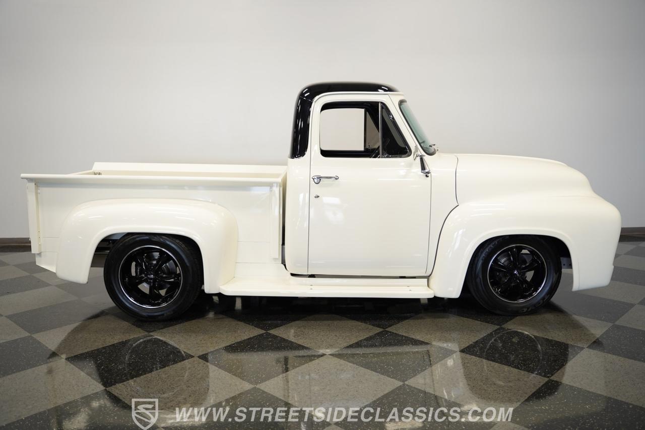 1953 Ford F-100 LS3 Restomod