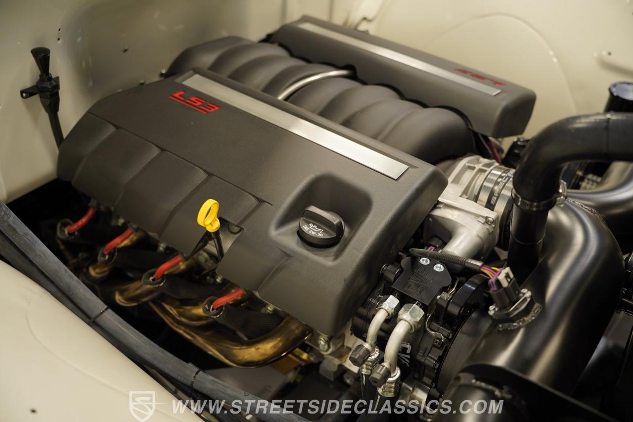 1953 Ford F-100 LS3 Restomod