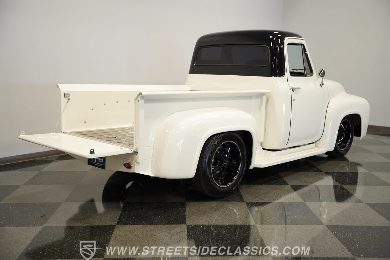 1953 Ford F-100 LS3 Restomod