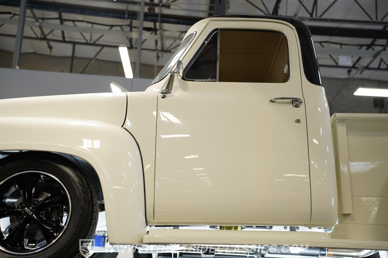 1953 Ford F-100 LS3 Restomod