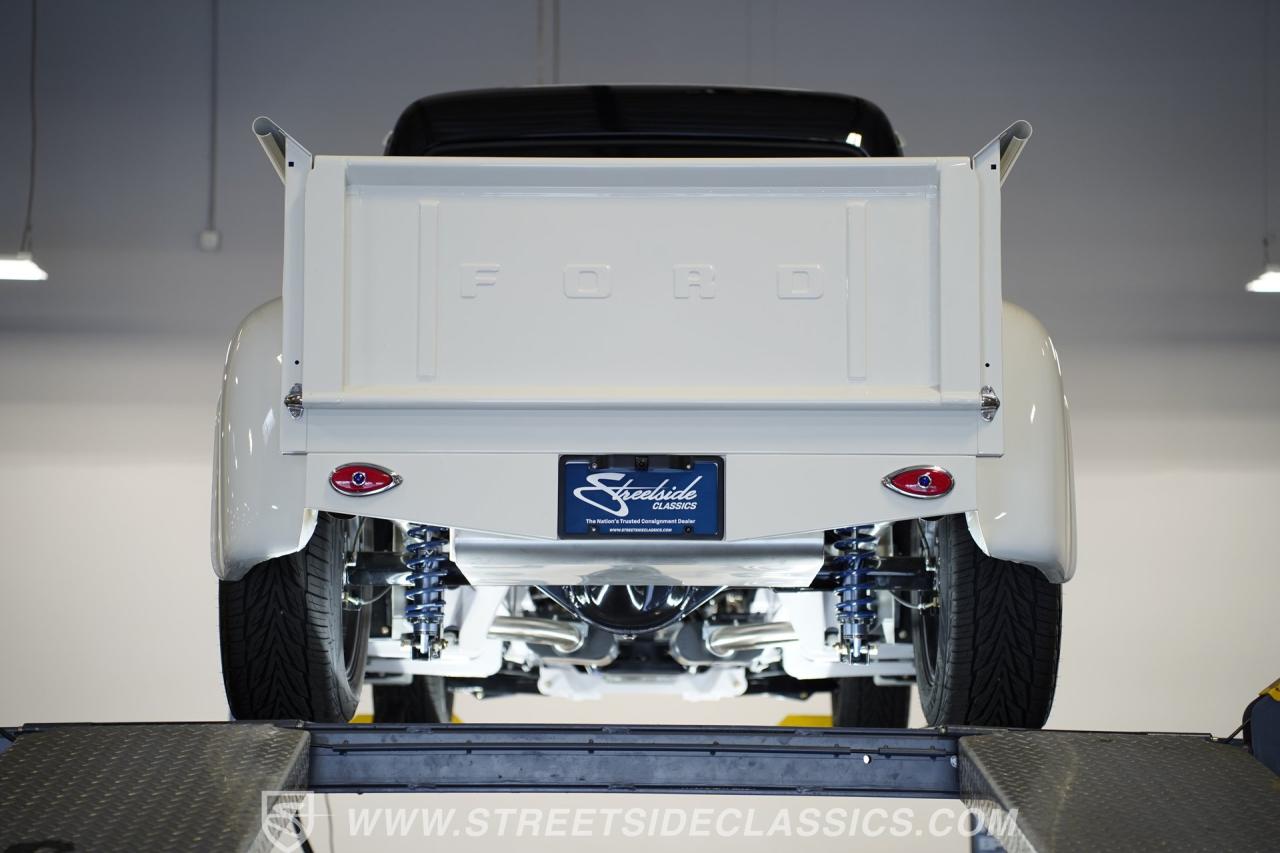 1953 Ford F-100 LS3 Restomod