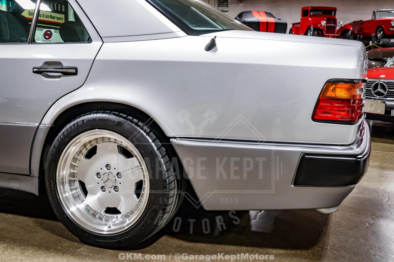 1992 Mercedes - Benz 500-Class