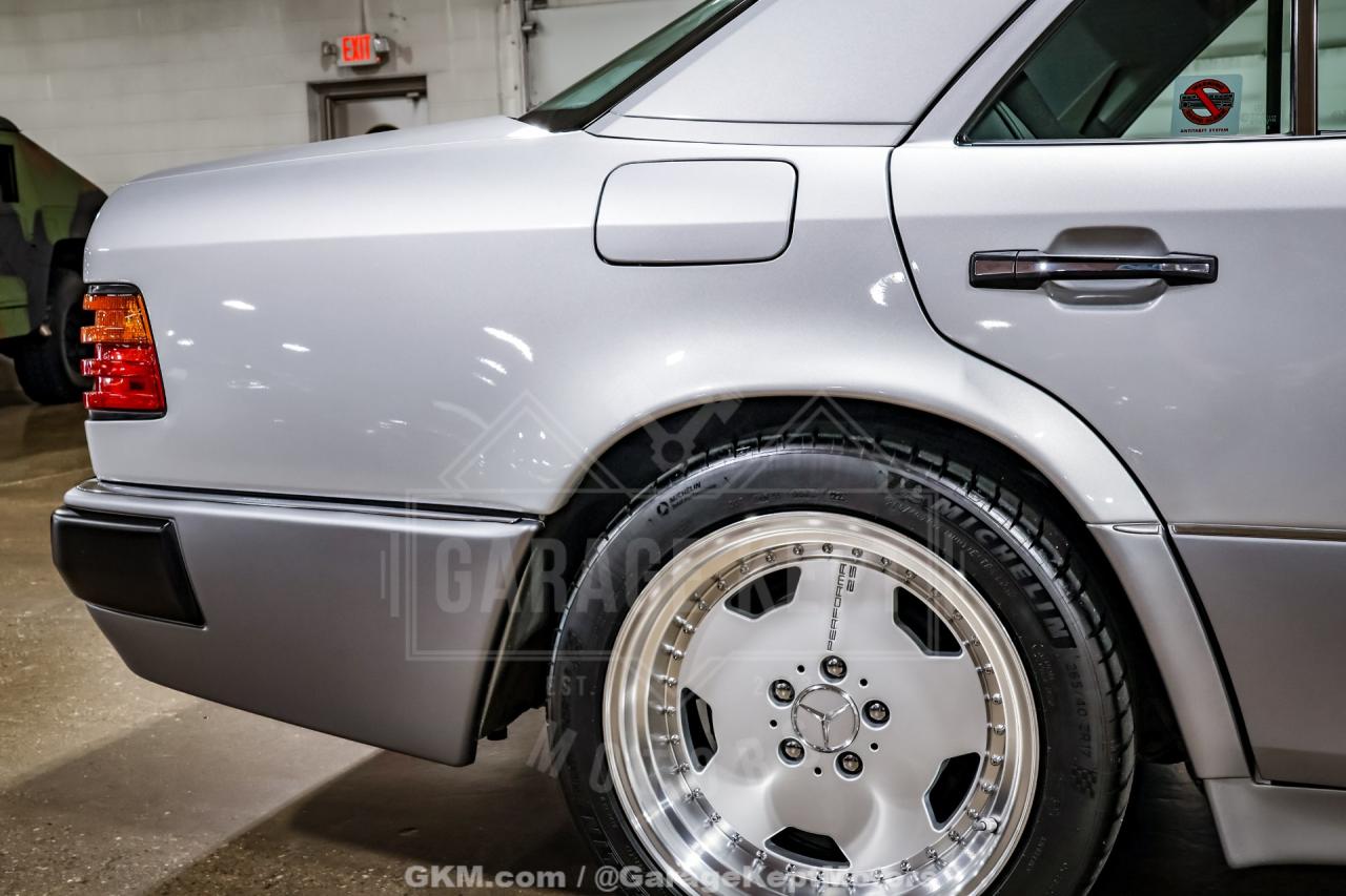 1992 Mercedes - Benz 500-Class
