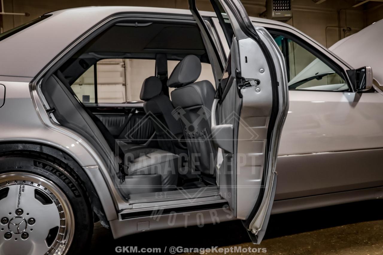 1992 Mercedes - Benz 500-Class