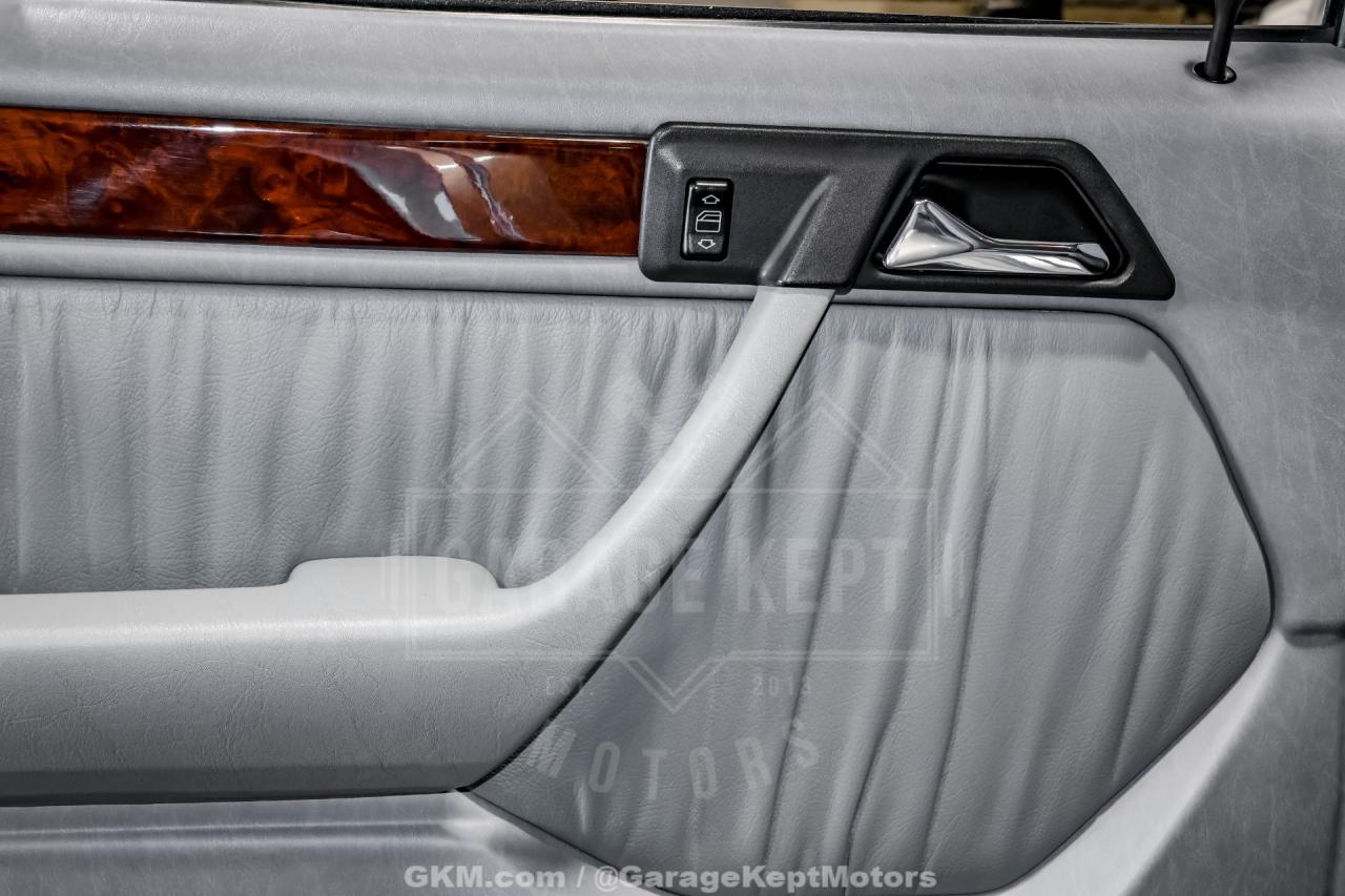 1992 Mercedes - Benz 500-Class
