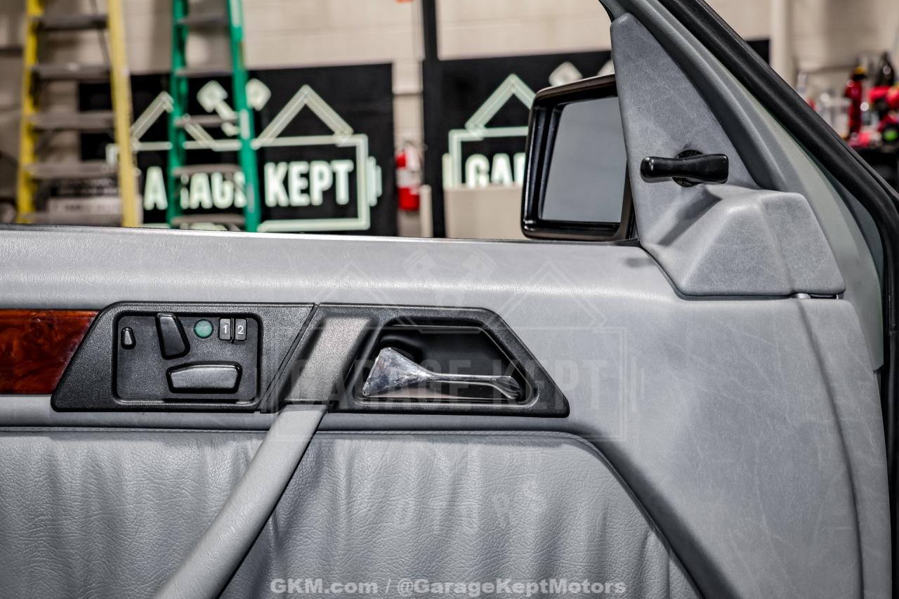 1992 Mercedes - Benz 500-Class
