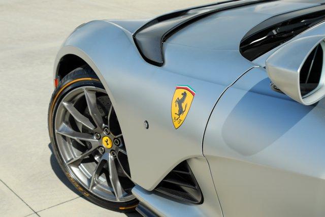 2023 Ferrari 812 Competizione