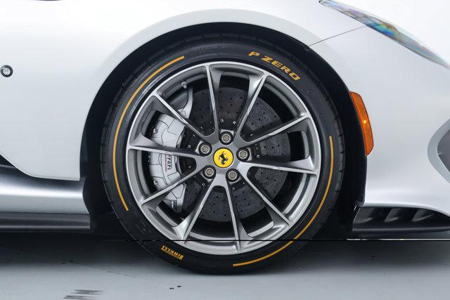 2023 Ferrari 812 Competizione
