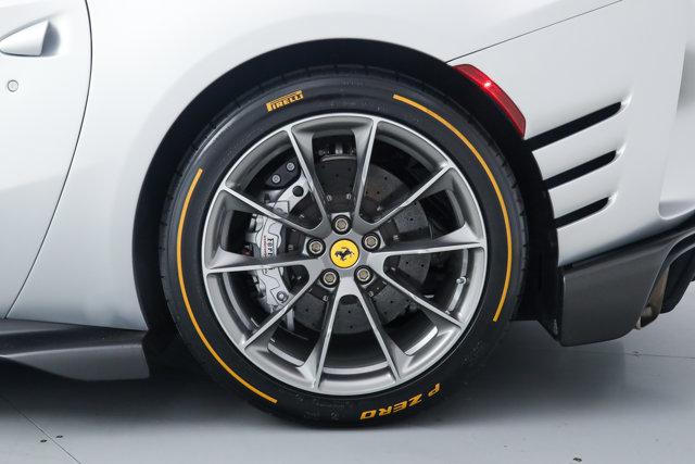 2023 Ferrari 812 Competizione