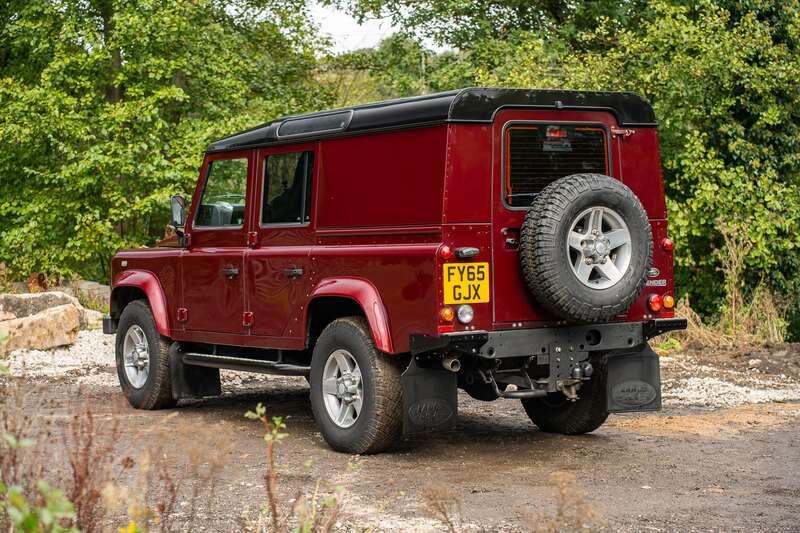 2015 Land Rover Defender 110