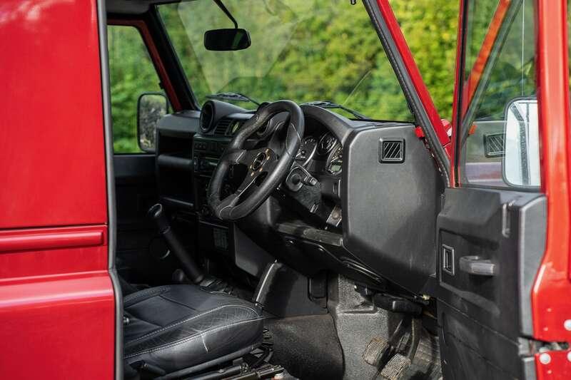 2011 Land Rover Defender 90
