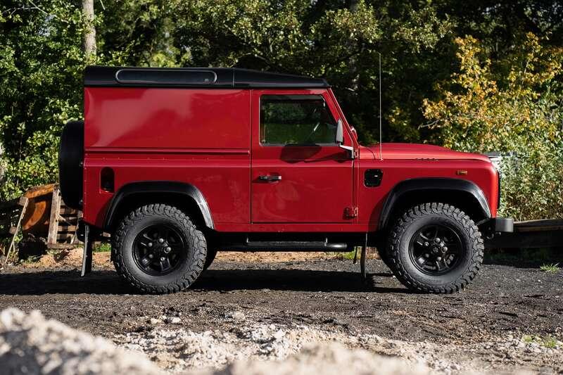 2011 Land Rover Defender 90