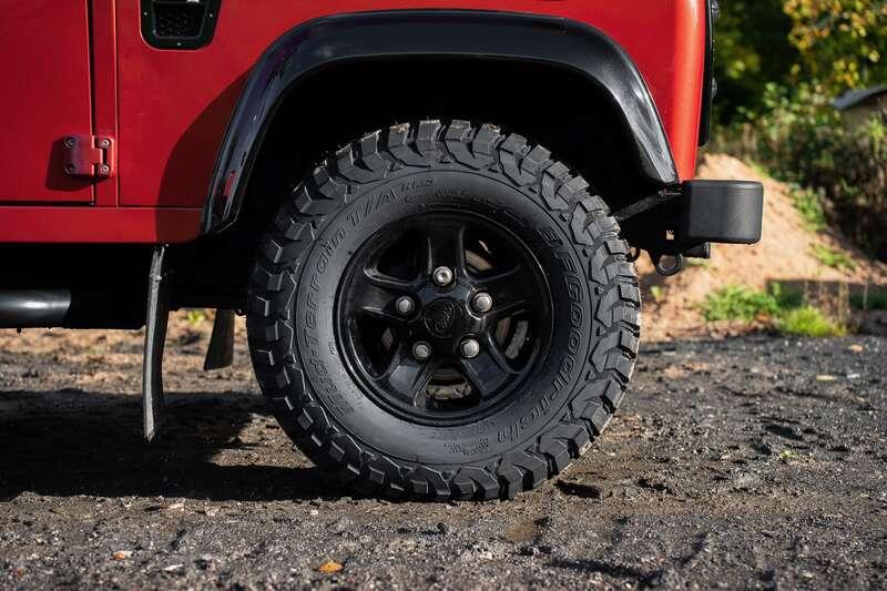 2011 Land Rover Defender 90