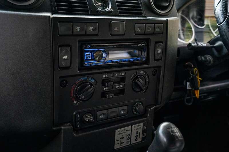 2011 Land Rover Defender 90