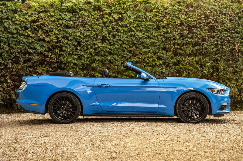 2017 Ford Mustang Convertible