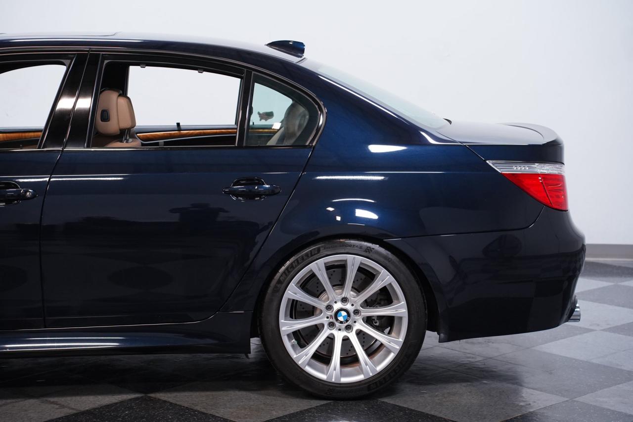 2010 BMW M5