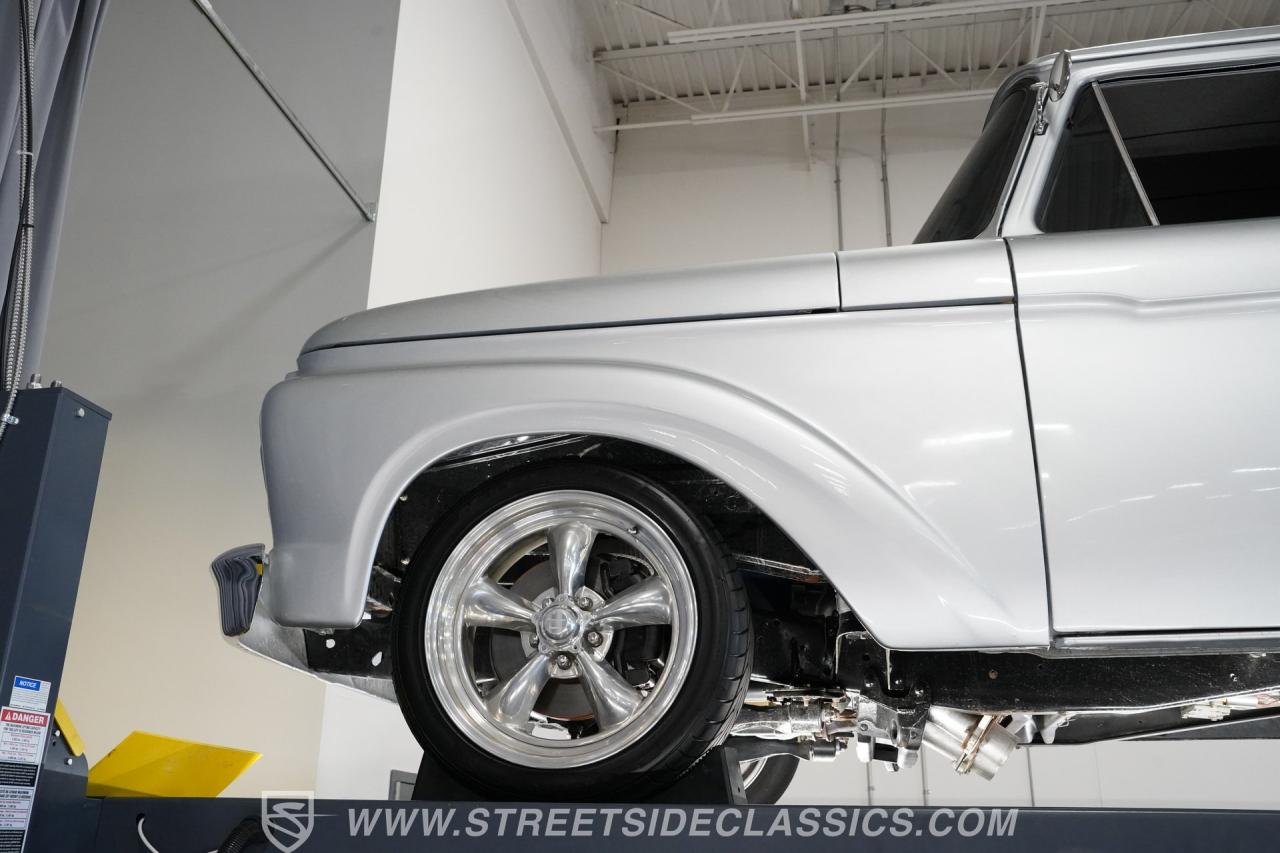 1966 Ford F-100