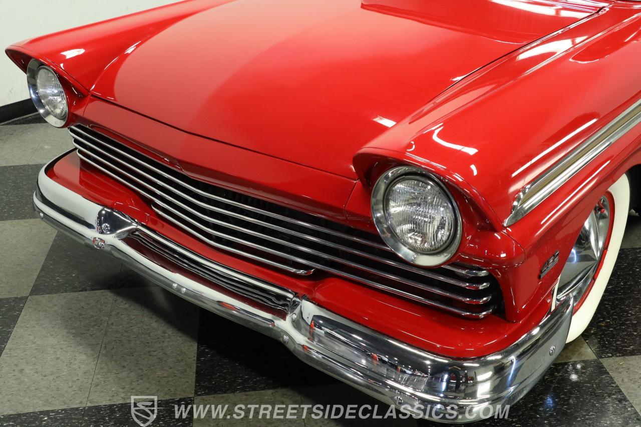 1957 Ford Fairlane 500 Club Victoria