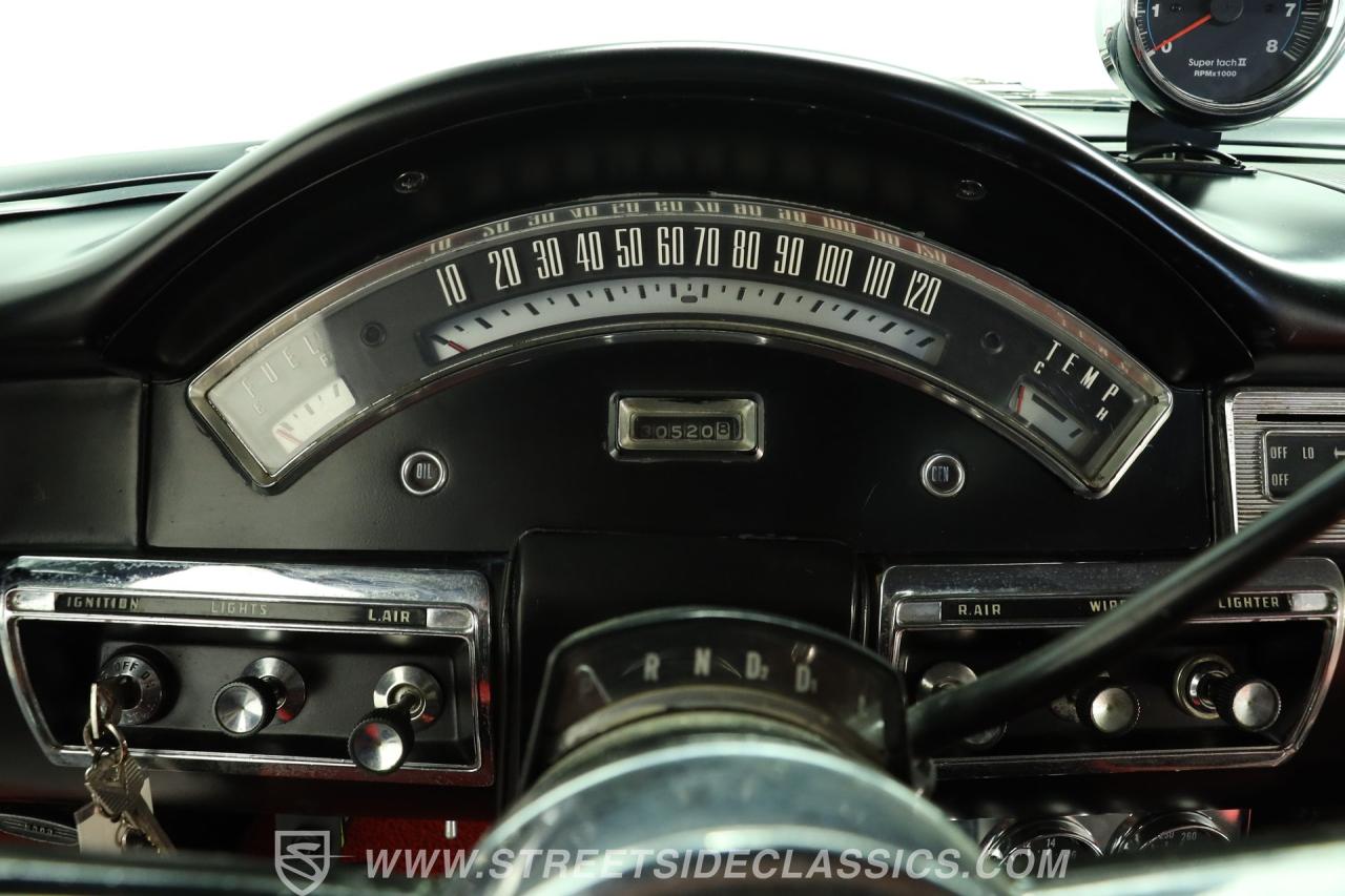 1957 Ford Fairlane 500 Club Victoria