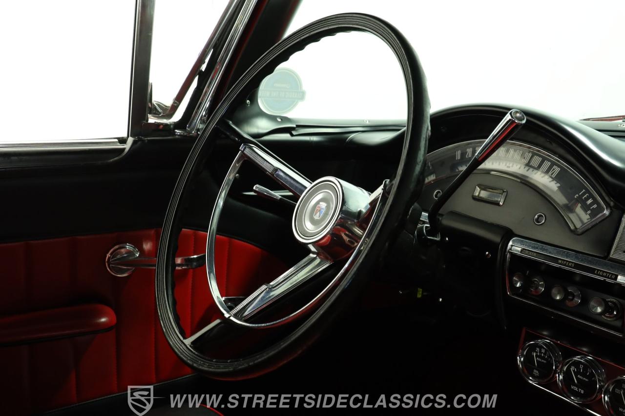 1957 Ford Fairlane 500 Club Victoria