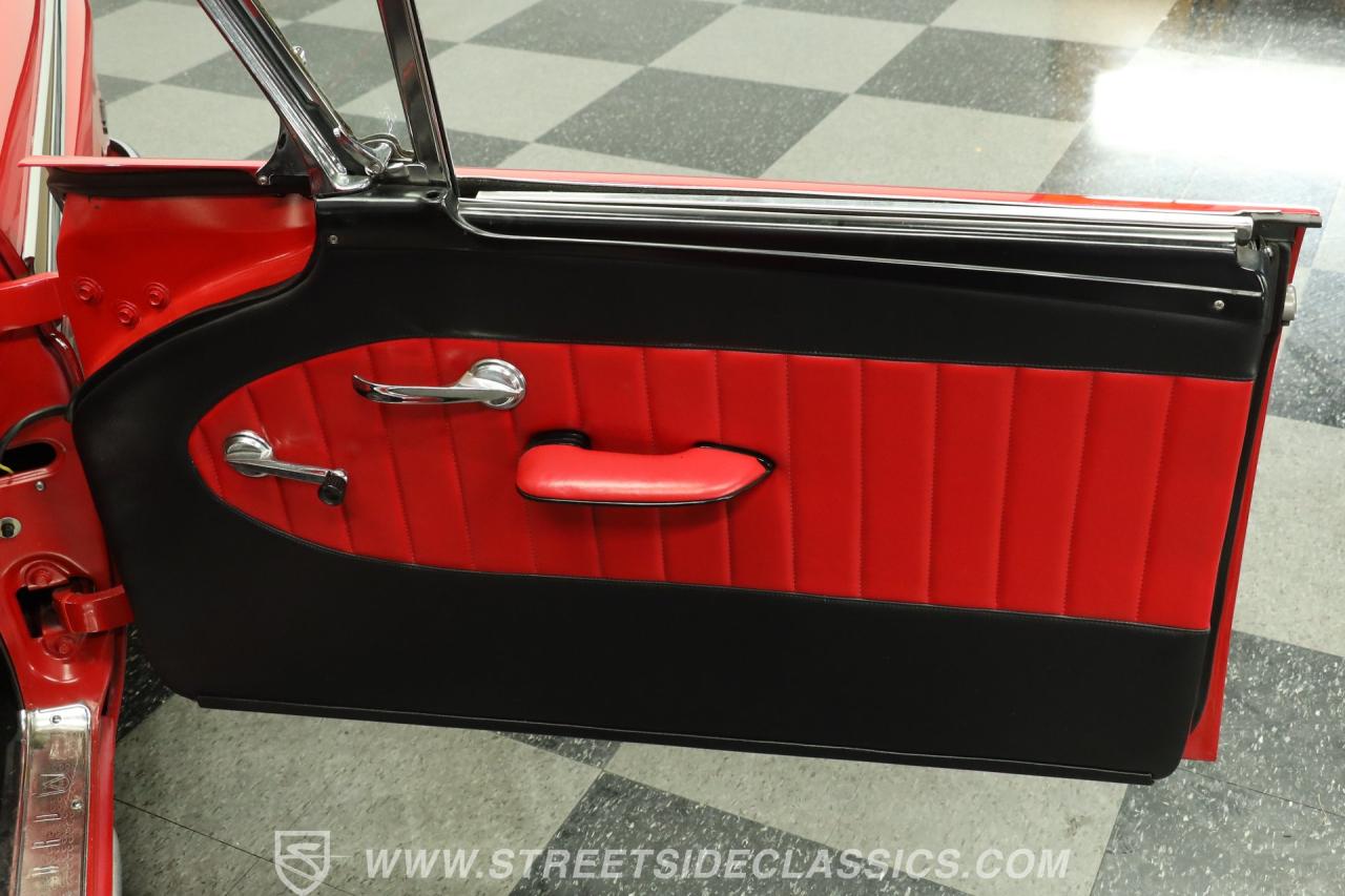 1957 Ford Fairlane 500 Club Victoria