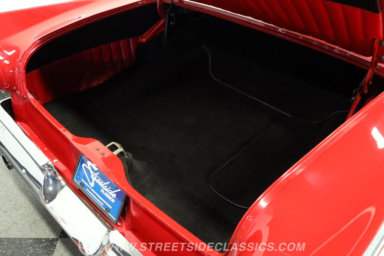 1957 Ford Fairlane 500 Club Victoria