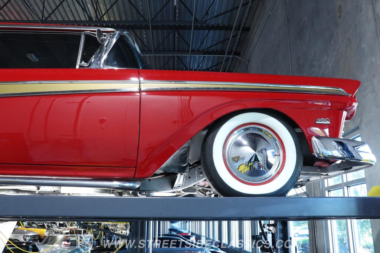 1957 Ford Fairlane 500 Club Victoria