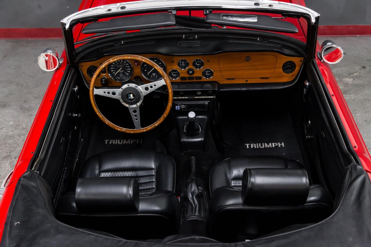 1976 Triumph TR6 upgraded 5 speed