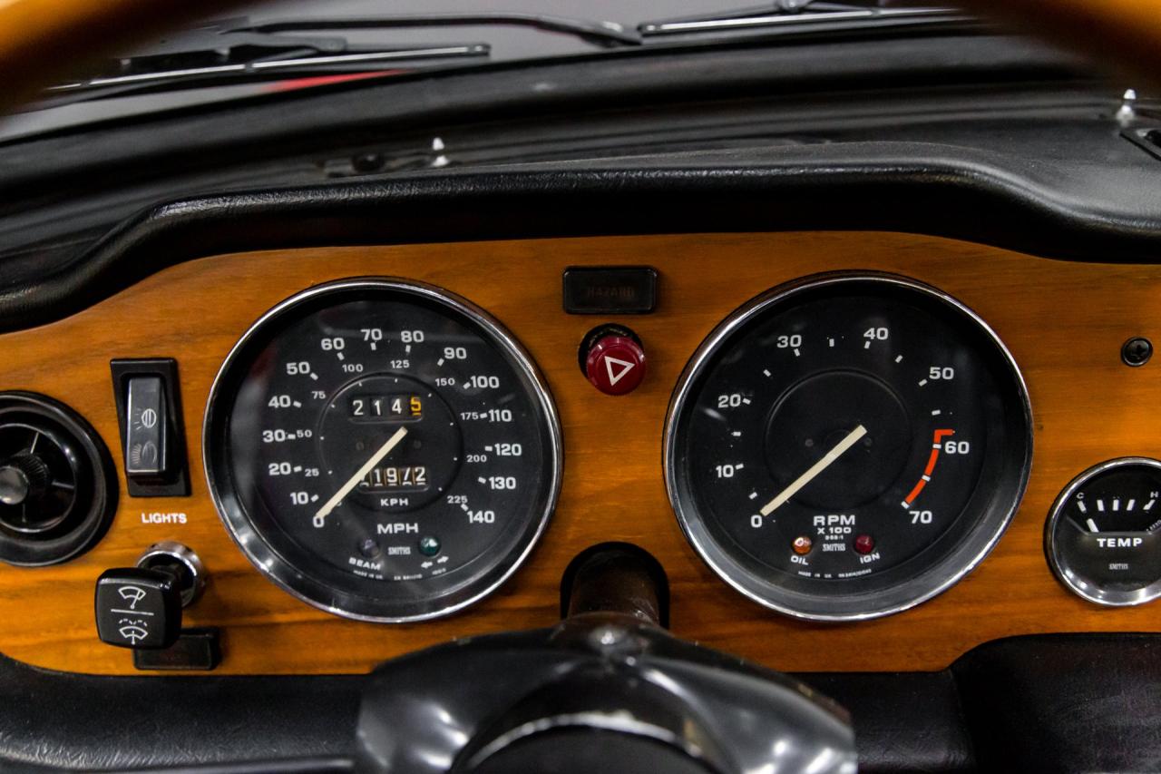 1976 Triumph TR6 upgraded 5 speed