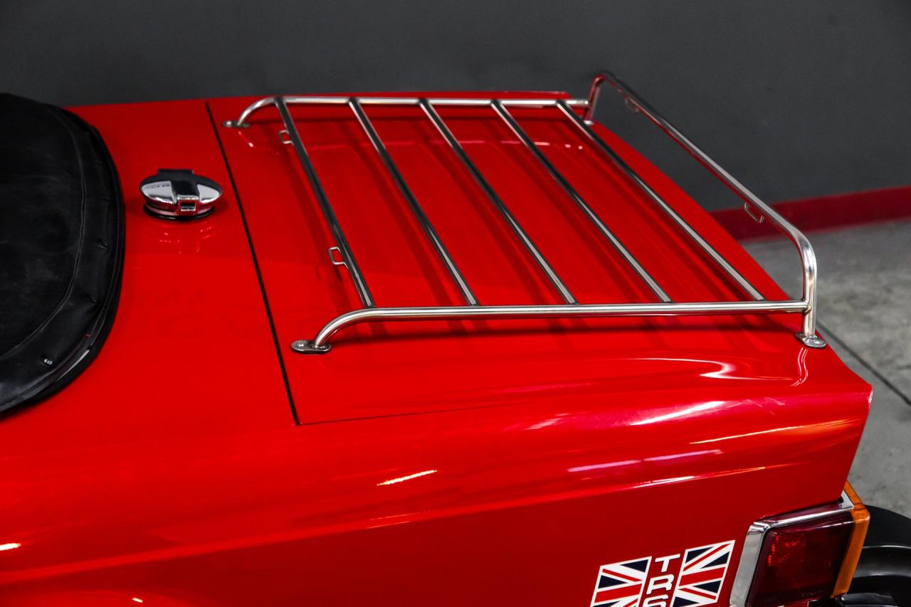 1976 Triumph TR6 upgraded 5 speed