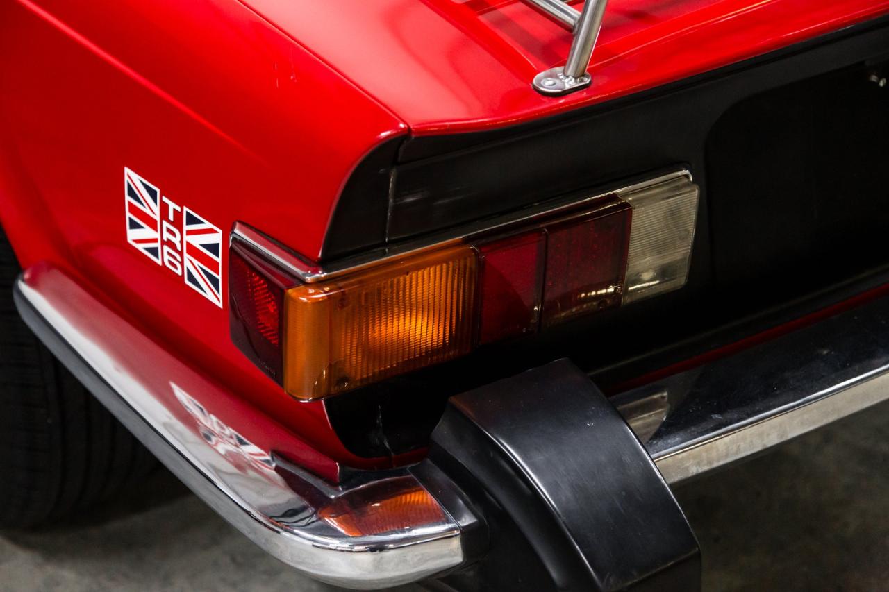 1976 Triumph TR6 upgraded 5 speed