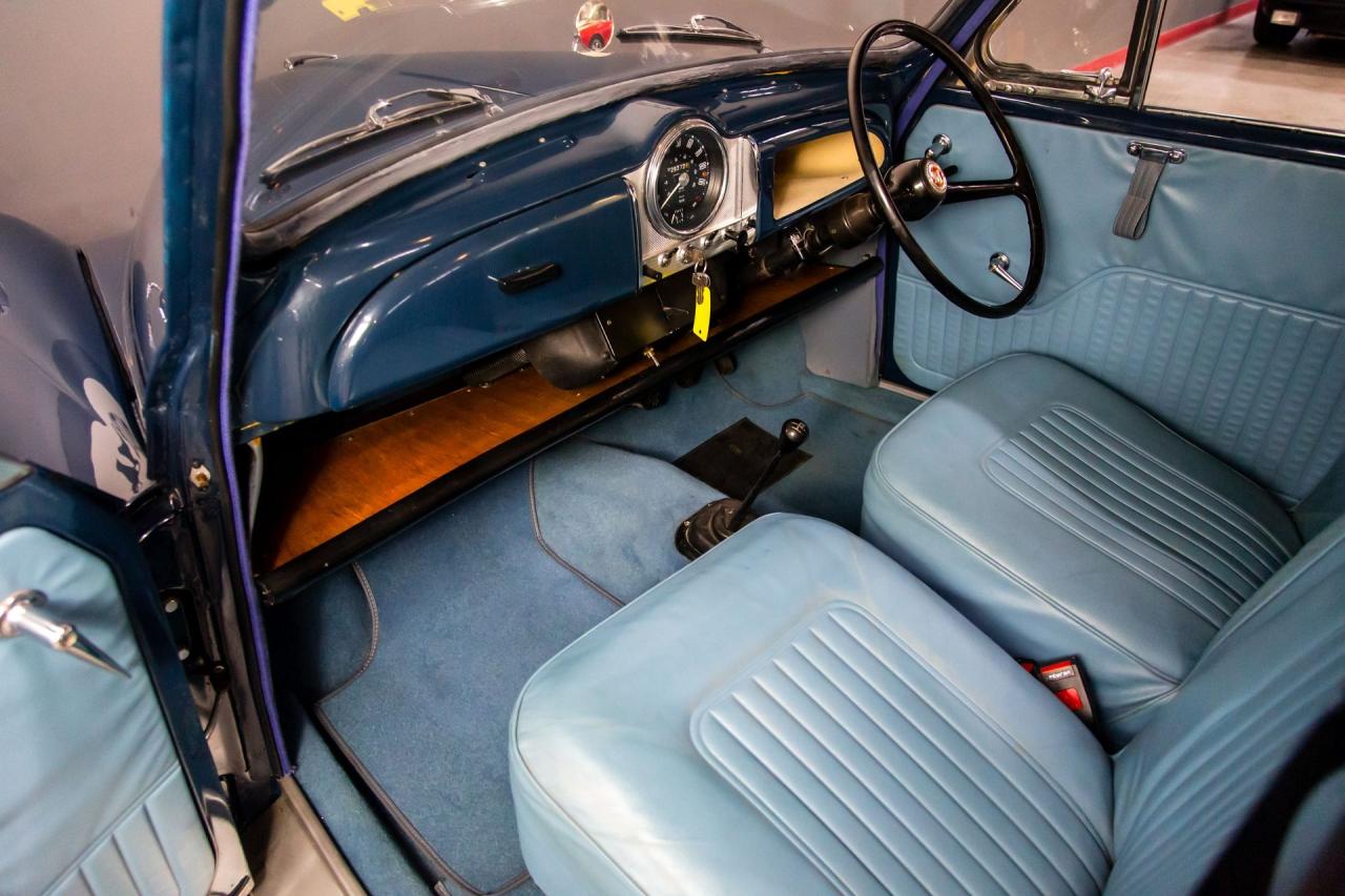 1970 Morris RESTORED TRAVELER