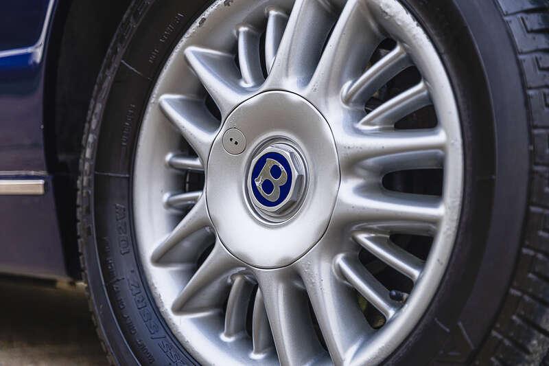 2001 Bentley AZURE