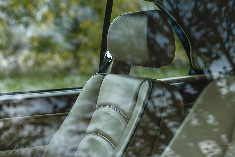 2001 Bentley AZURE