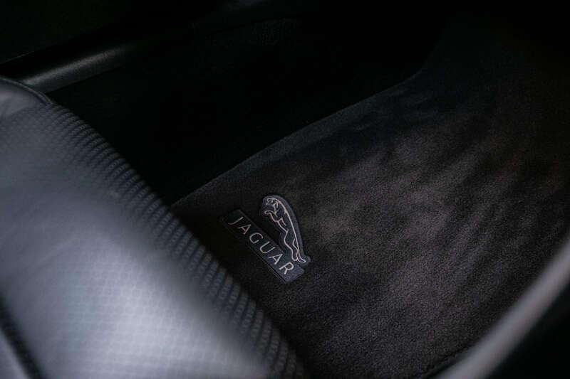 2010 Jaguar XKR 5.0 SUPERCHARGED
