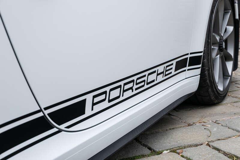 2016 Porsche 911 R