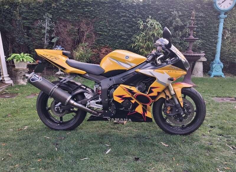 2006 Yamaha R6 ROSSI EDITION