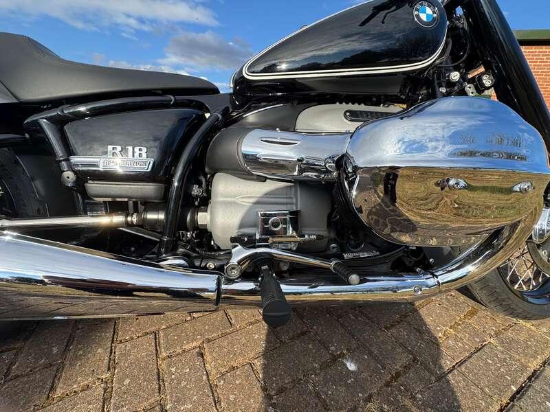 2022 BMW R 18