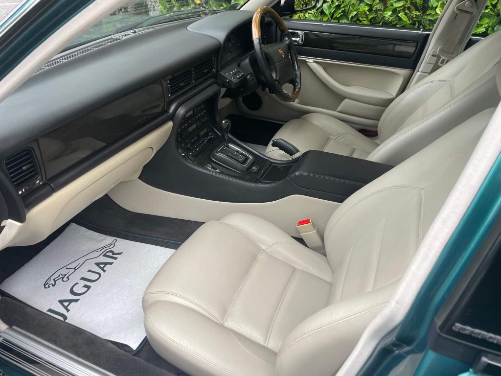 1997 Jaguar XJ Series