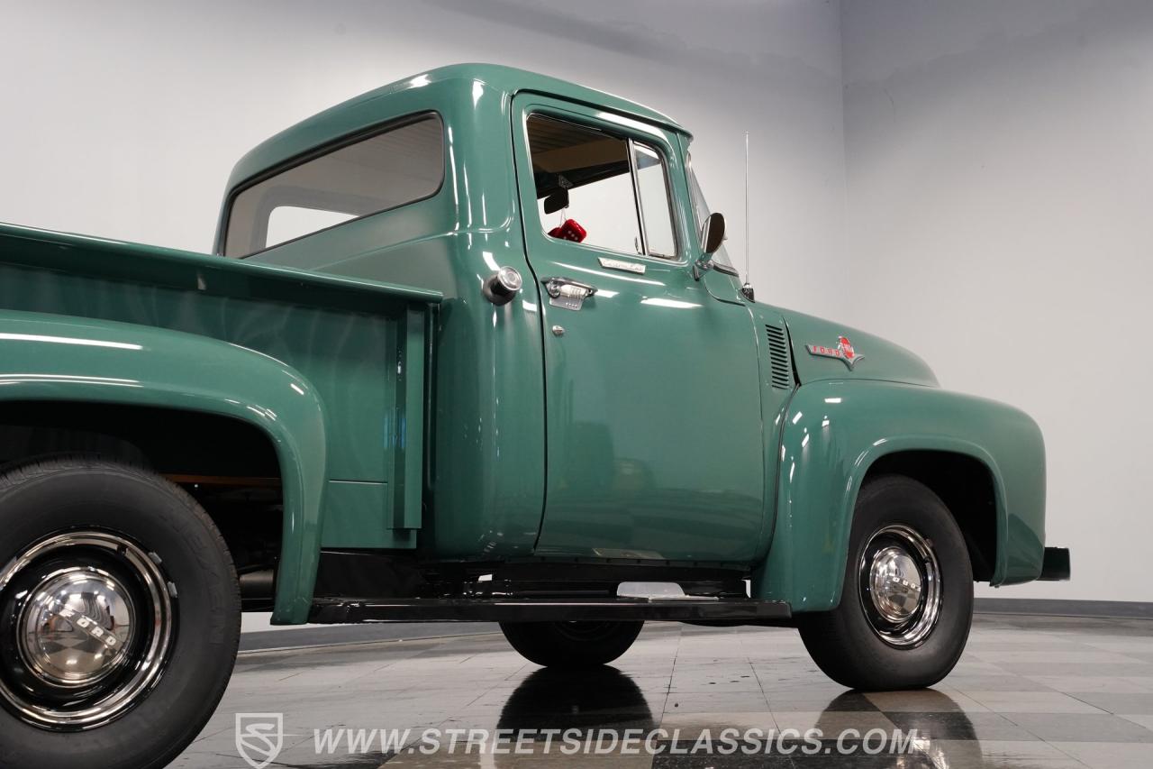 1956 Ford F-100