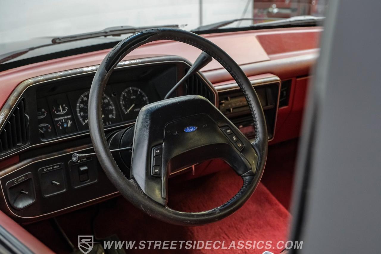 1991 Ford F-150 XLT Lariat