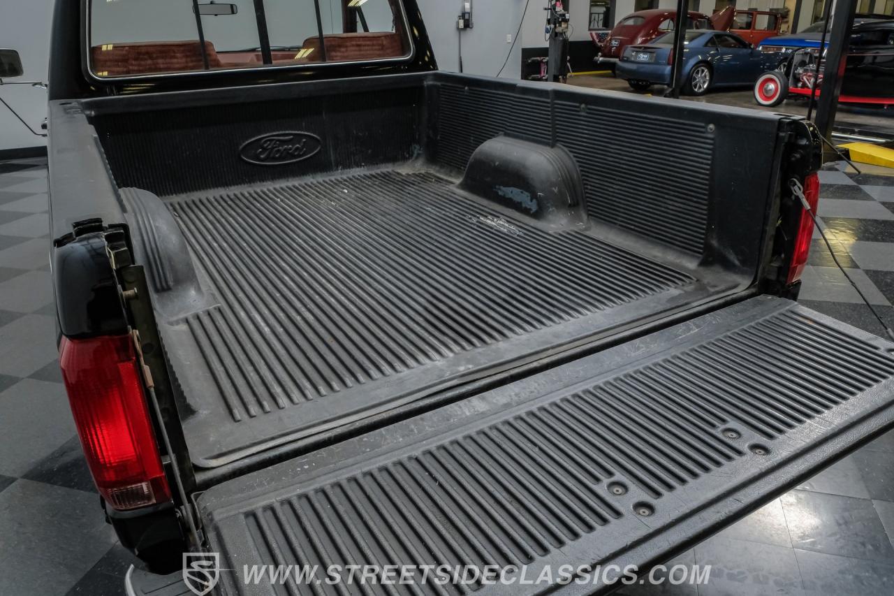 1991 Ford F-150 XLT Lariat