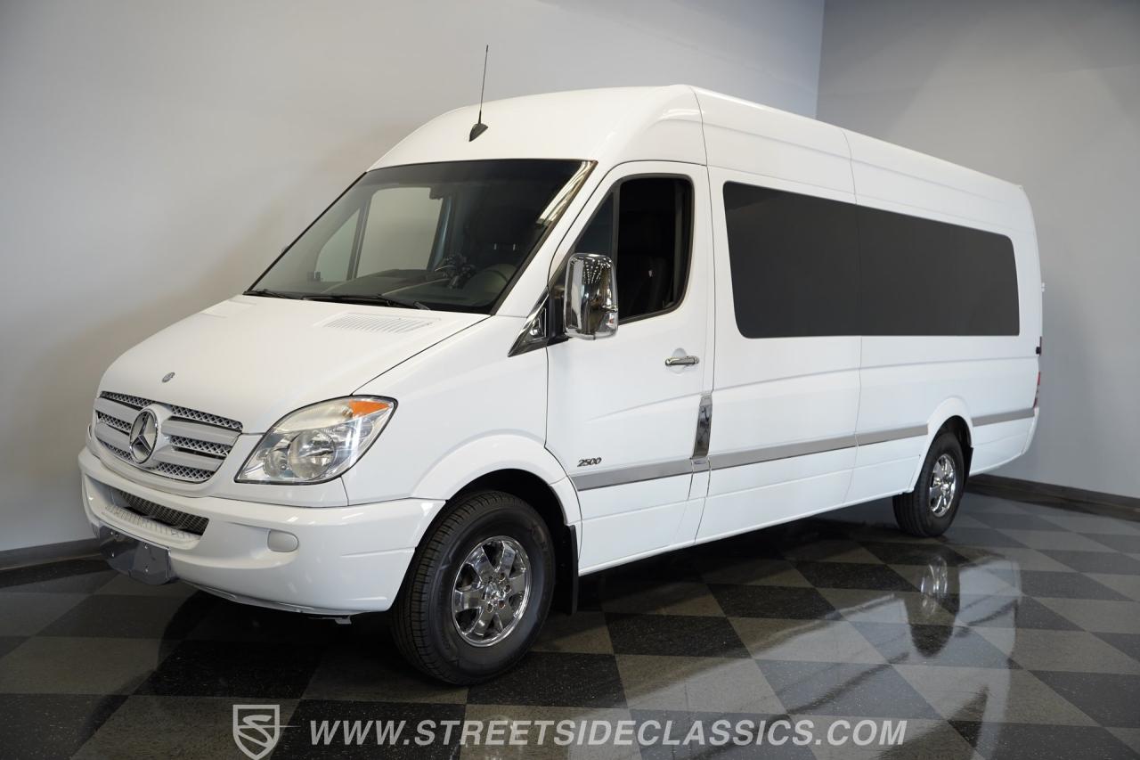 2011 Mercedes - Benz Sprinter 2500 Limousine