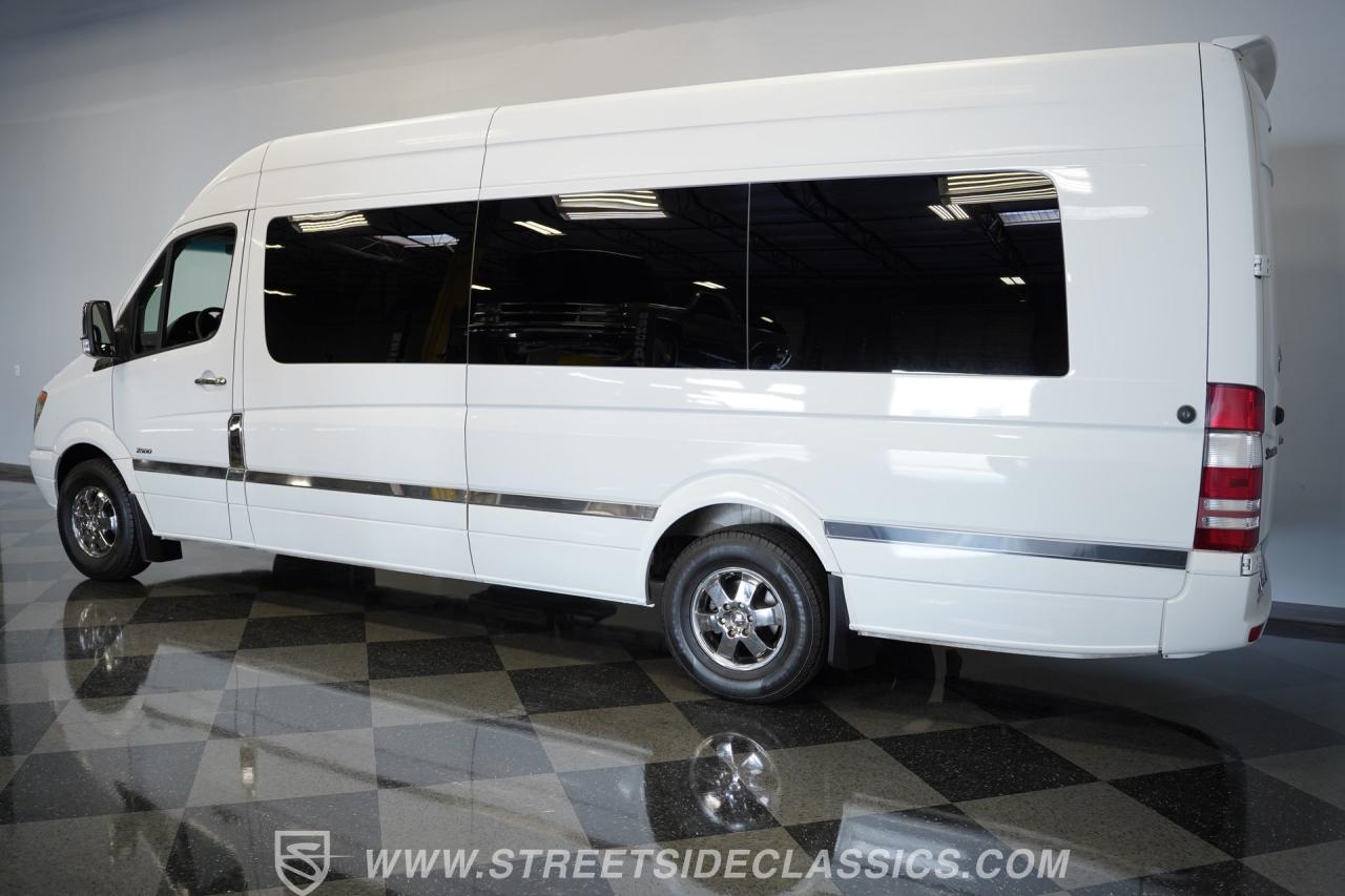 2011 Mercedes - Benz Sprinter 2500 Limousine