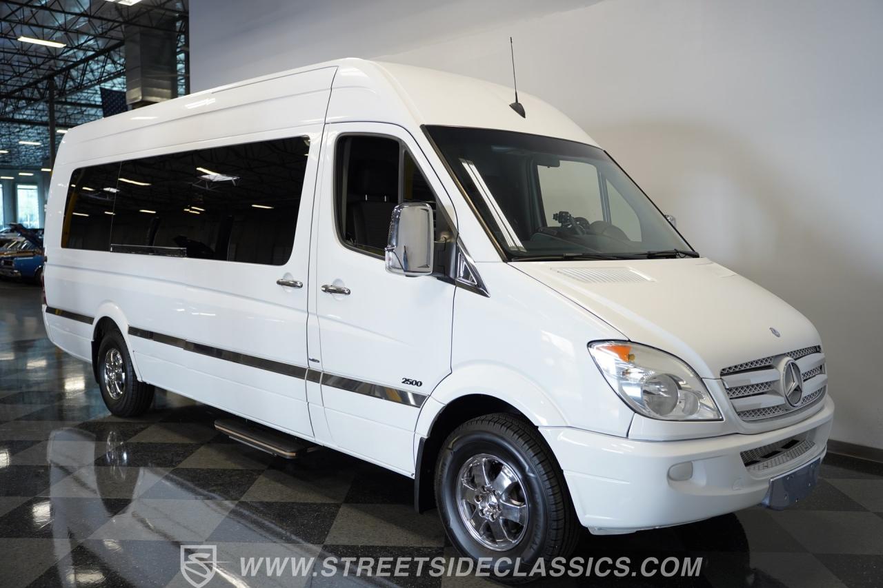 2011 Mercedes - Benz Sprinter 2500 Limousine