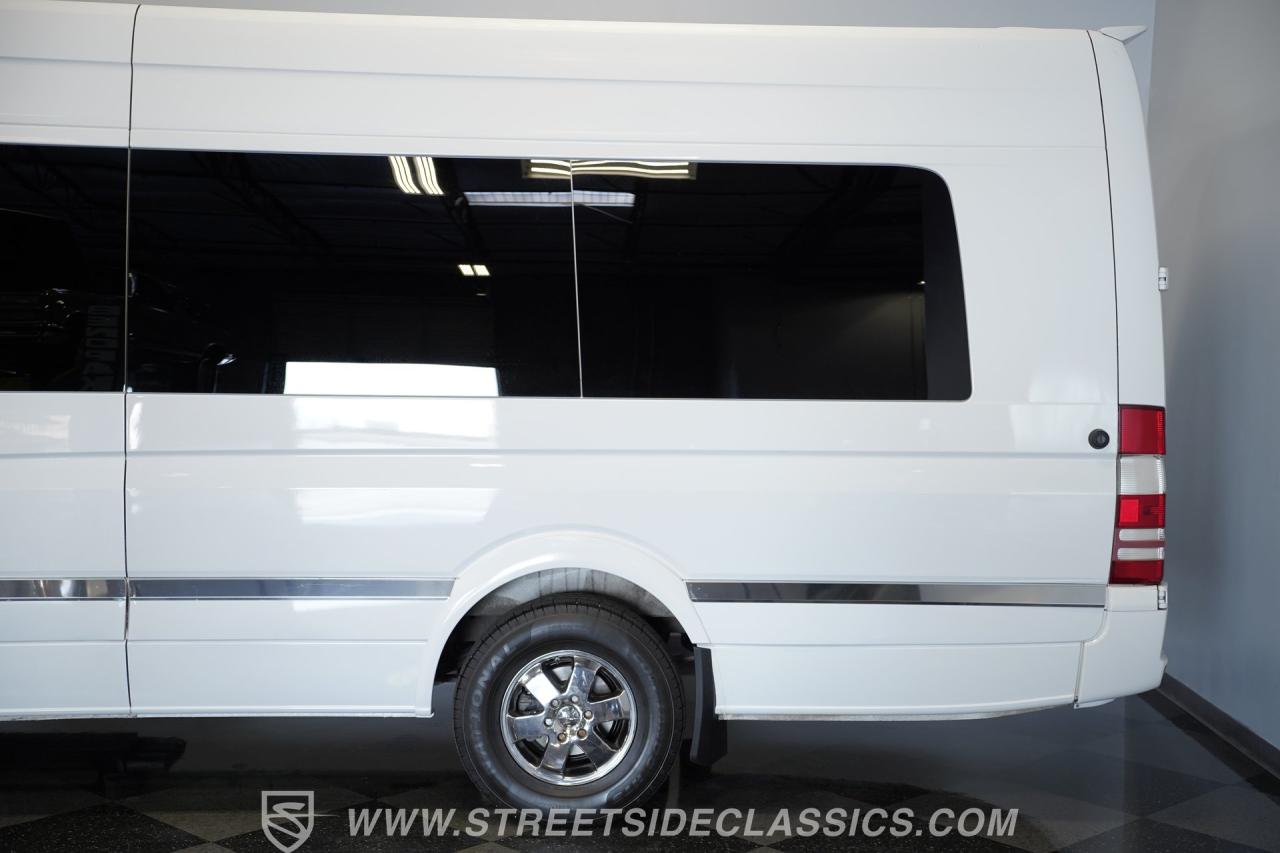 2011 Mercedes - Benz Sprinter 2500 Limousine