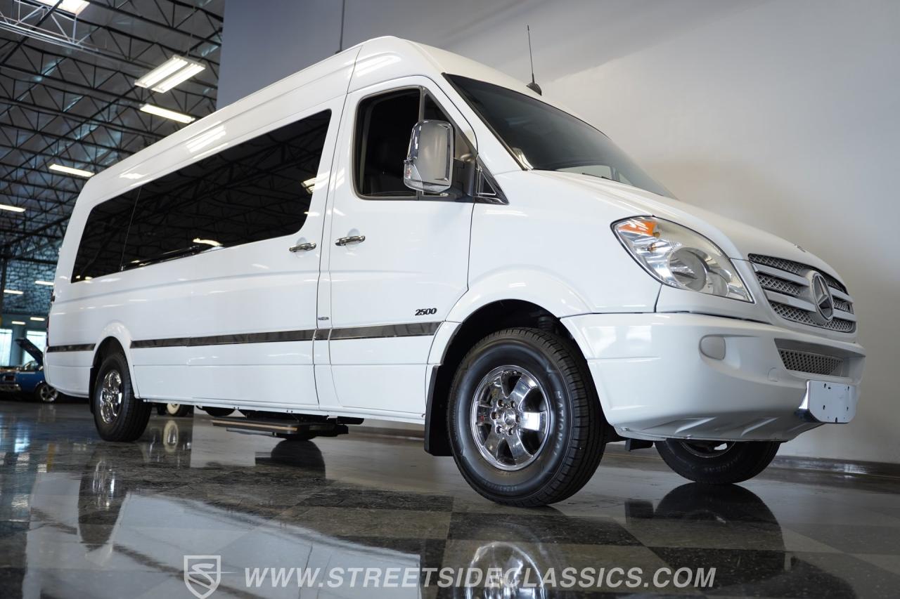 2011 Mercedes - Benz Sprinter 2500 Limousine